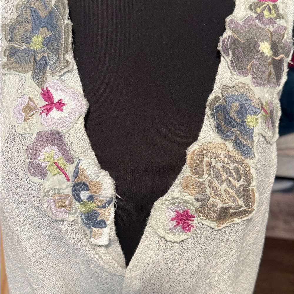 Free People Light Green Camisole with Lilac Lace and Floral Appliqué - Picture 6 of 12